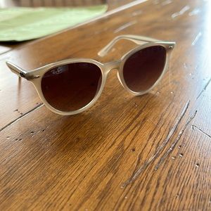 Women’s Ray Ban Sunglasses.
